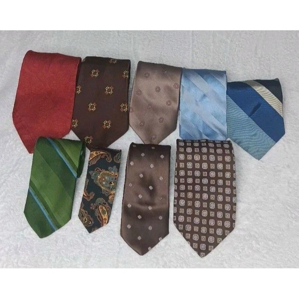 Lot of 9 Vintage Mens Neck Ties Mixed Brands Lot Carlos Tomasini Giovanni George